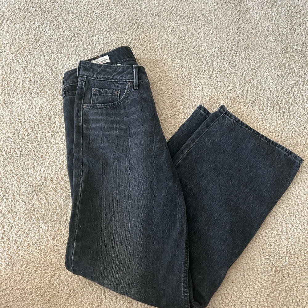 Levi's Women's Dark Wash Straight Leg Jeans